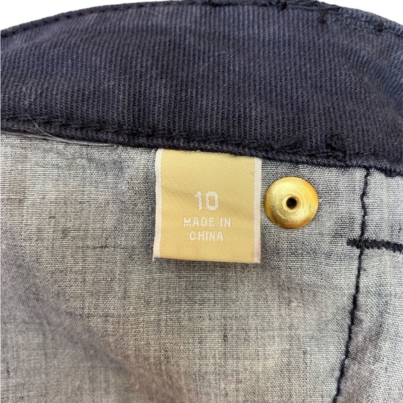 Michael Kors Low Rise Shorts - Picture 4 of 6